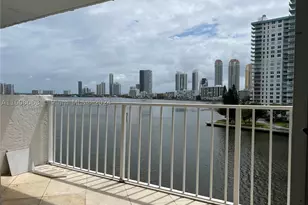 4000 NE 170th, North Miami Beach, FL 33160 - Photo 1