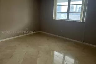 4000 NE 170th, North Miami Beach, FL 33160 - Photo 11