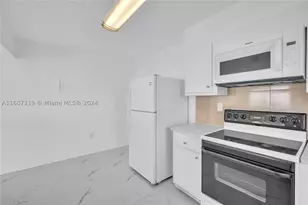 2780 NE 183rd, Aventura, FL 33160 - Photo 11