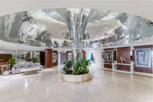 2655 Collins, Miami Beach, FL 33140 - Photo 35