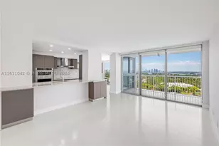 2655 Collins, Miami Beach, FL 33140 - Photo 23