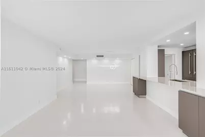 2655 Collins #2302, Miami Beach, FL 33140 - Photo 17