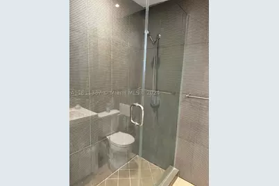 642 Michigan #6, Miami Beach, FL 33139 - Photo 11