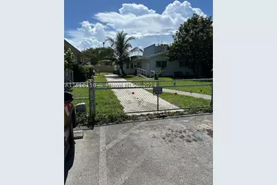 470 NW 26th, Miami, FL 33125 - Photo 1