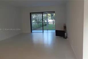 6085 N Sabal Palm, Tamarac, FL 33319 - Photo 5
