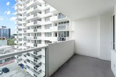 100 Lincoln #820, Miami Beach, FL 33139 - Photo 15