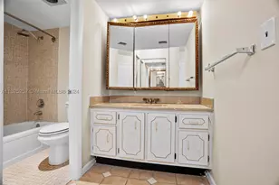 1000 Saint Charles, Pembroke Pines, FL 33026 - Photo 15