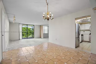1000 Saint Charles, Pembroke Pines, FL 33026 - Photo 9