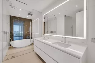 300 Biscayne Blvd, Miami, FL 33131 - Photo 17
