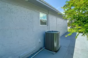 216 SW 6th, Hallandale Beach, FL 33009 - Photo 49