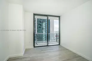 55 SW 9th, Miami, FL 33130 - Photo 19