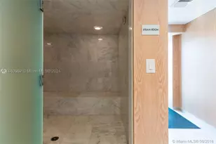 400 Sunny Isles, Sunny Isles Beach, FL 33160 - Photo 27