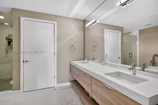 16385 Biscayne, North Miami Beach, FL 33160 - Photo 33