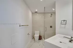 3000 Island, Aventura, FL 33160 - Photo 19