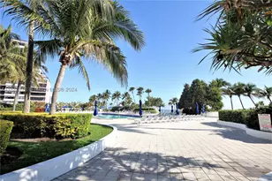 5151 Collins, Miami Beach, FL 33140 - Photo 23