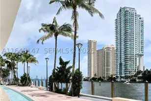 300 Biscayne Blvd, Miami, FL 33131 - Photo 59