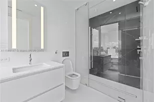 300 Biscayne Blvd, Miami, FL 33131 - Photo 37