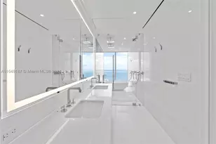 300 Biscayne Blvd, Miami, FL 33131 - Photo 25