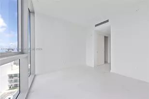 300 Biscayne Blvd, Miami, FL 33131 - Photo 35