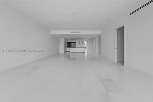 300 Biscayne Blvd, Miami, FL 33131 - Photo 19