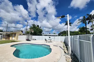 1025 NE 13th, Homestead, FL 33033 - Photo 11