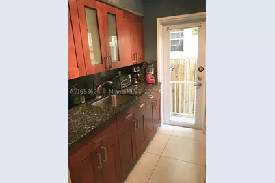 1228 Pennsylvania #2, Miami Beach, FL 33139 - Photo 7