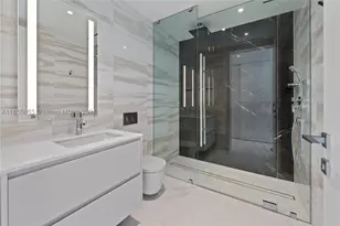 300 Biscayne Blvd, Miami, FL 33131 - Photo 19