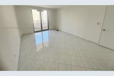 5555 Collins #8Z, Miami Beach, FL 33140 - Photo 23
