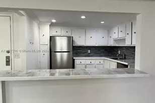 13499 Biscayne, North Miami, FL 33181 - Photo 5