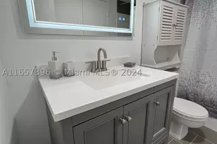 13499 Biscayne, North Miami, FL 33181 - Photo 29