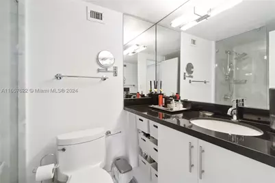 100 Lincoln #1534, Miami Beach, FL 33139 - Photo 13
