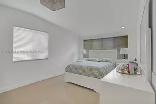 1910 N Hibiscus, North Miami, FL 33181 - Photo 21