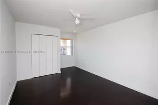 446 SW 113th, Pembroke Pines, FL 33025 - Photo 19
