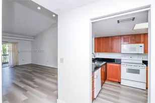 446 SW 113th, Pembroke Pines, FL 33025 - Photo 7