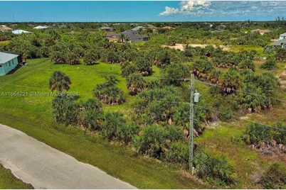 10705 Rainsville, Port Charlotte, FL 33981 - Photo 9