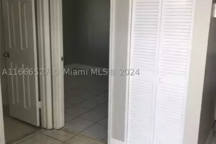 459 NE 210th Circle, Miami, FL 33179 - Photo 5
