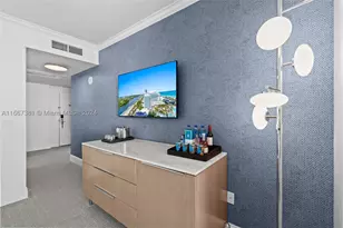 4401 Collins, Miami Beach, FL 33140 - Photo 15