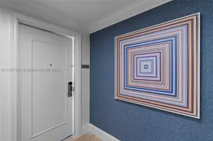 4401 Collins, Miami Beach, FL 33140 - Photo 25
