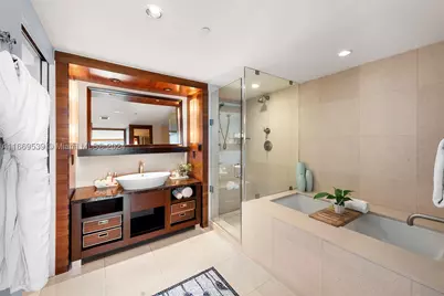[Address not provided], Miami Beach, FL 33141 - Photo 31