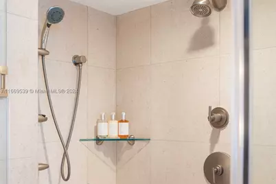 [Address not provided], Miami Beach, FL 33141 - Photo 33