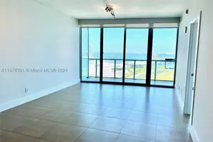 888 Biscayne, Miami, FL 33132 - Photo 3