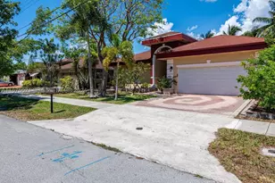 232 SW 7th, Hallandale Beach, FL 33009 - Photo 13