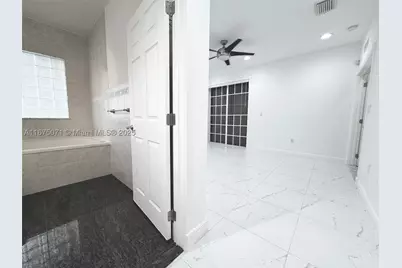232 SW 7th, Hallandale Beach, FL 33009 - Photo 47