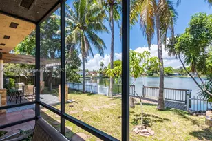 232 SW 7th, Hallandale Beach, FL 33009 - Photo 15