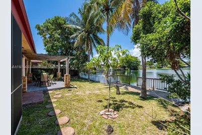 232 SW 7th, Hallandale Beach, FL 33009 - Photo 19