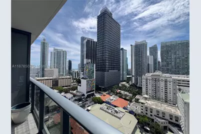 55 SW 9th #1604, Miami, FL 33130 - Photo 3