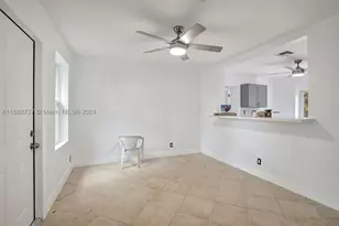 4381 SW 51st, Davie, FL 33314 - Photo 7
