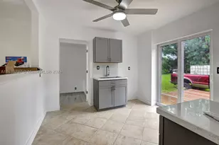 4381 SW 51st, Davie, FL 33314 - Photo 11