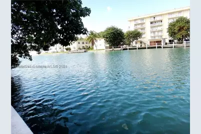 1201 Marseille #17, Miami Beach, FL 33141 - Photo 25