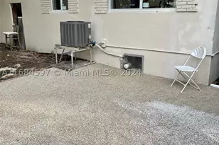1201 Marseille, Miami Beach, FL 33141 - Photo 15